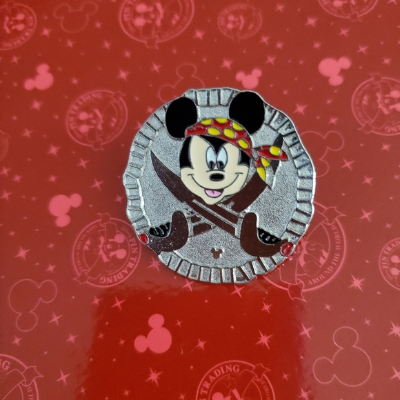 Mickey Mouse Silver Pirate Coin Pin - Picture 5 of 8